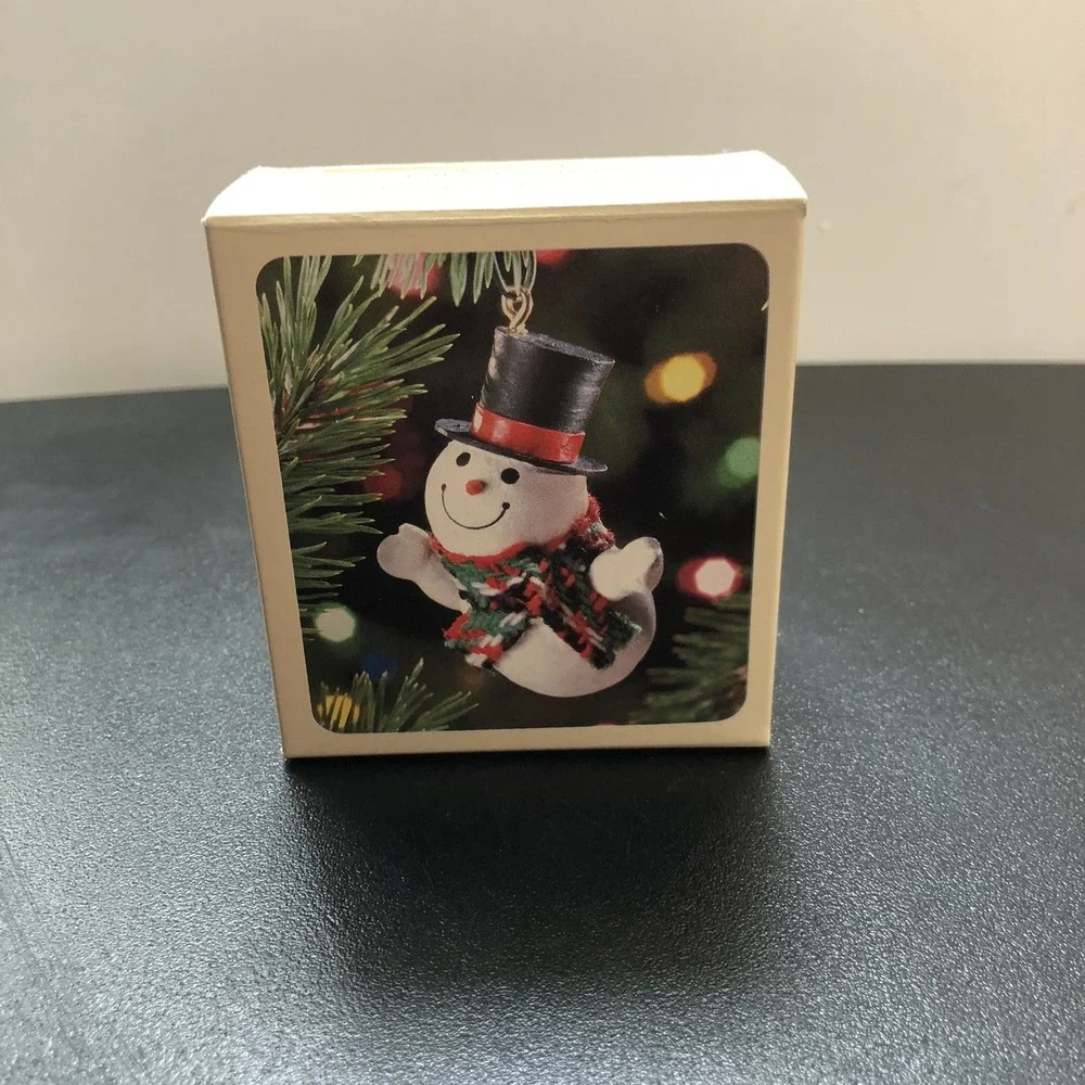 Hallmark Keepsake Jolly Snowman Christmas Ornament With‎ Original Box